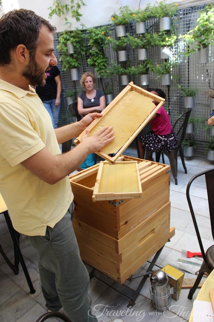 Atelier du Miel Beehive Beekeeping Workshop