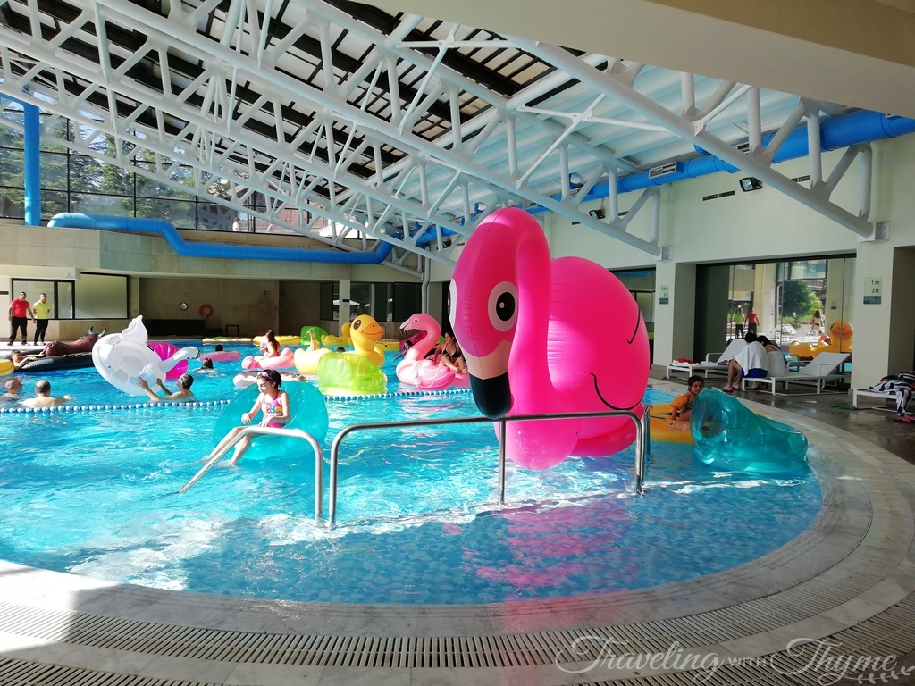 Intercontinental Mzaar Pool Indoor Intex Floaties