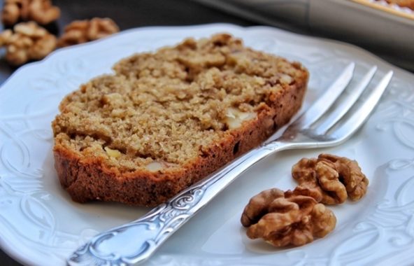 Easy Super Moist Vegan Banana Bread [Recipe] - Traveling With Thyme